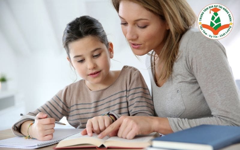 Thuê gia sư báo bài để con học tốt hơn 