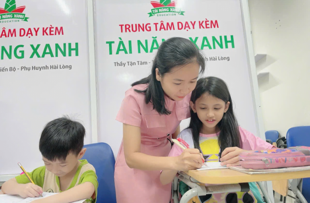 Dạy kèm tại trung tâm - cơ sở Đông Hưng Thuận