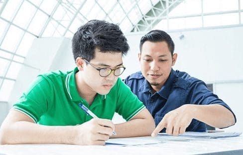 gia sư dạy dạy kèm cho học sinh chuẩn bị chuyển cấp