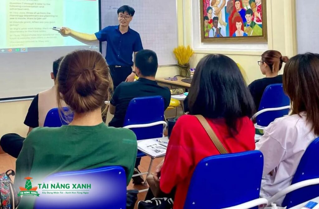 gia sư toán lý hoá 12 dạy kèm tại tài năng xanh